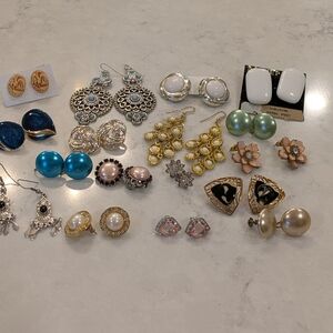 Lot Of 17 Pairs Clip On Earring And Earrings Used In Excellent Condition